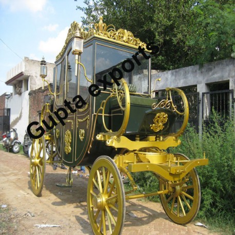  FULLY AIR CONDITION HORSE CARRIAGE 