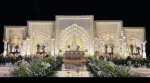 Mirror look wedding stage