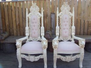 Lion Head Bride Groom Chairs