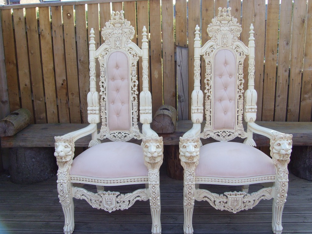 Lion Head Bride Groom Chairs