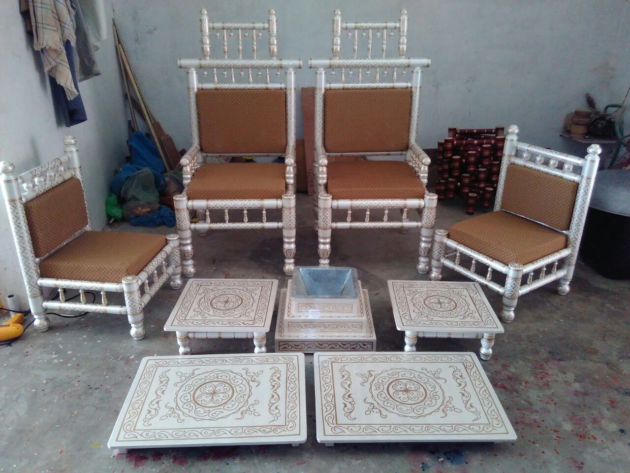 Sankheda Wedding Chairs
